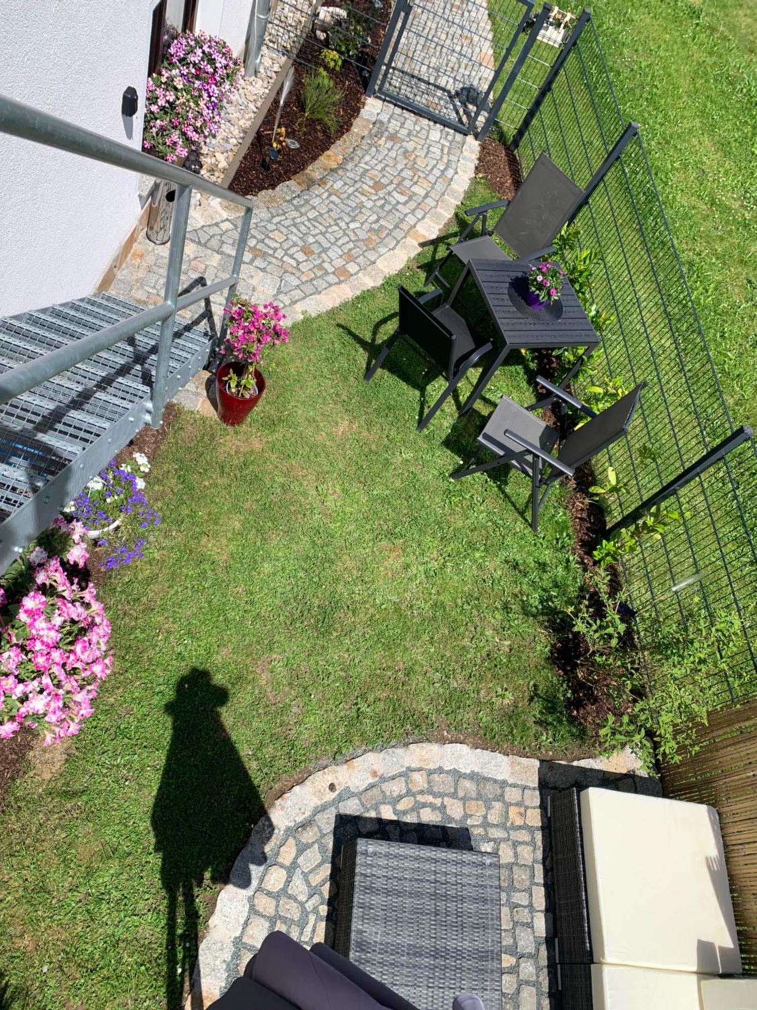 Gemuetliche Ferienwohnung In Idyllischer Lage-Auf Dem Land Dittersdorf Exterior foto